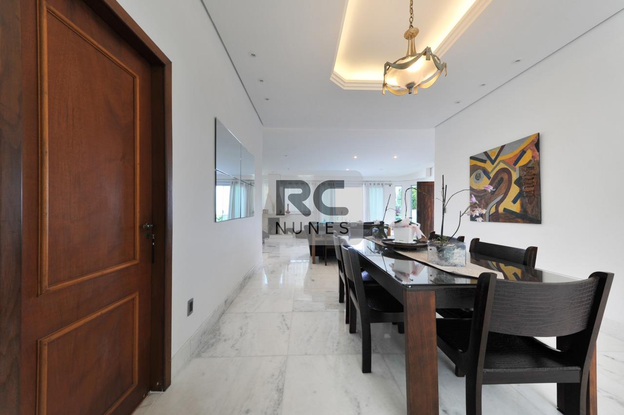 Casa à venda no Mangabeiras: 