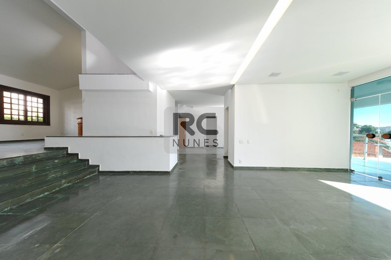 Casa à venda no Mangabeiras: 