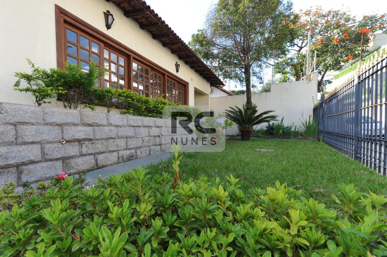 Casa à venda no Mangabeiras: 