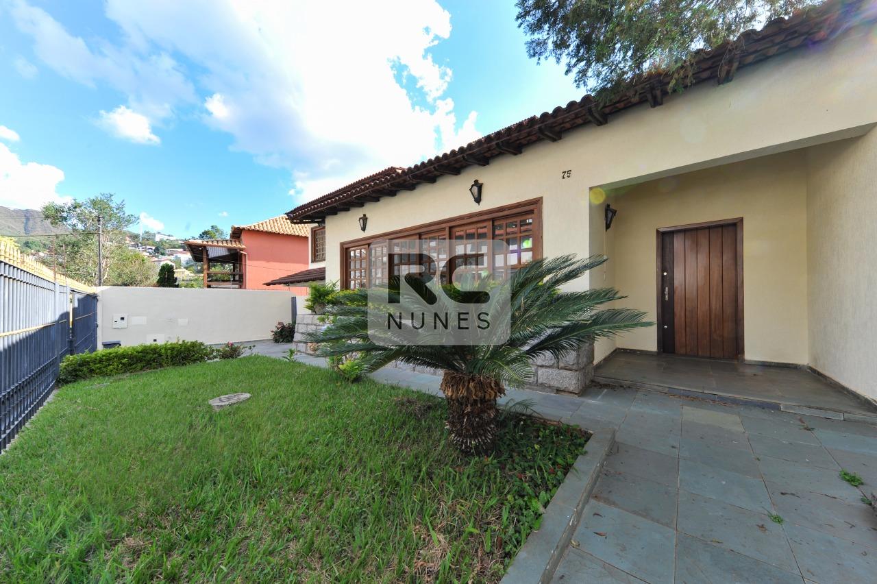 Casa à venda no Mangabeiras: 