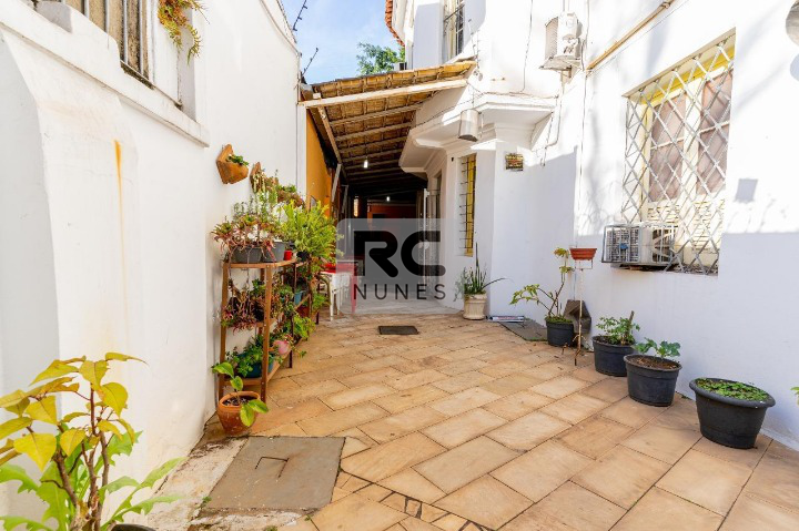 Casa à venda no Funcionários: 