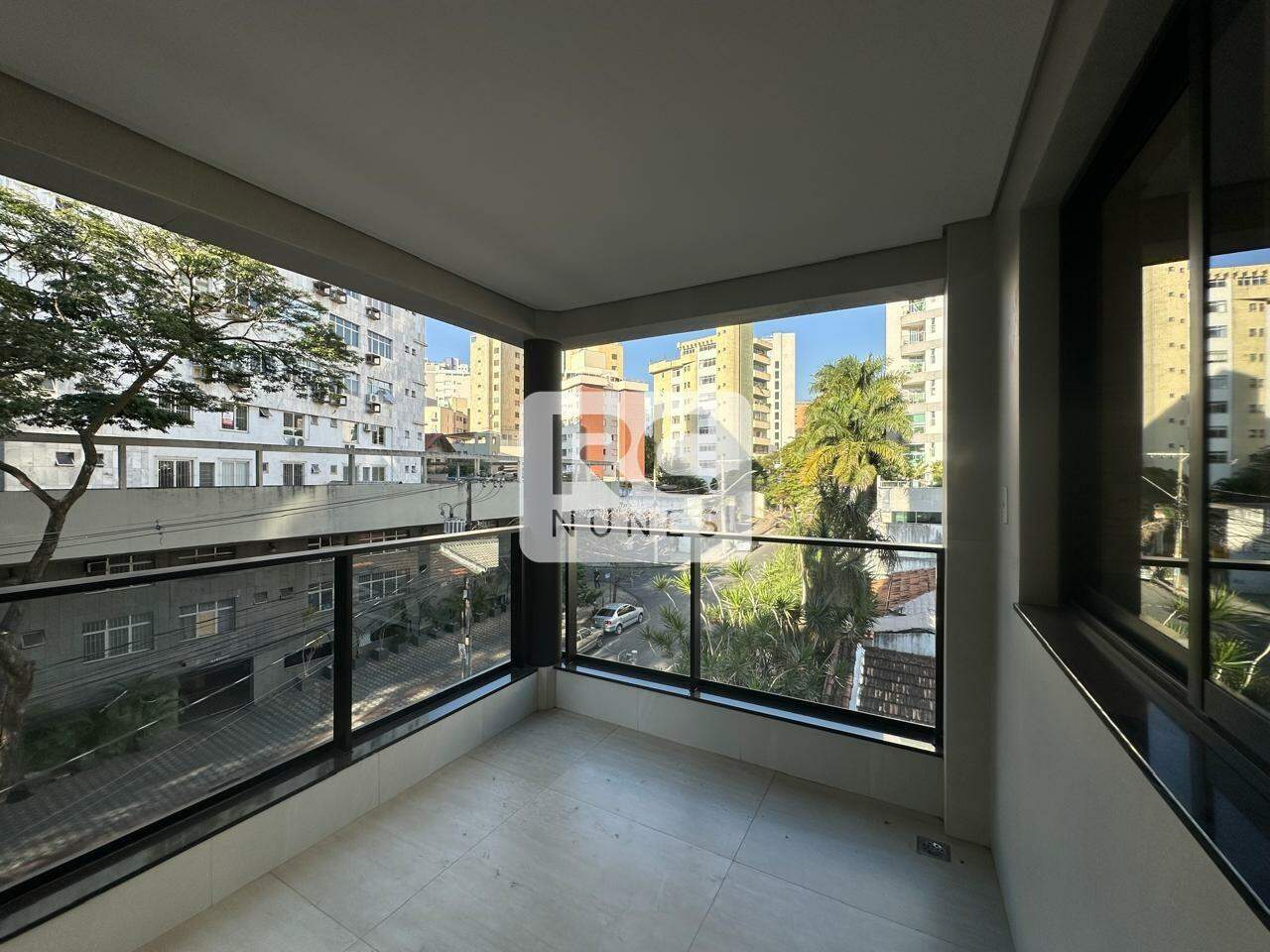 Apartamento à venda no Carmo: 