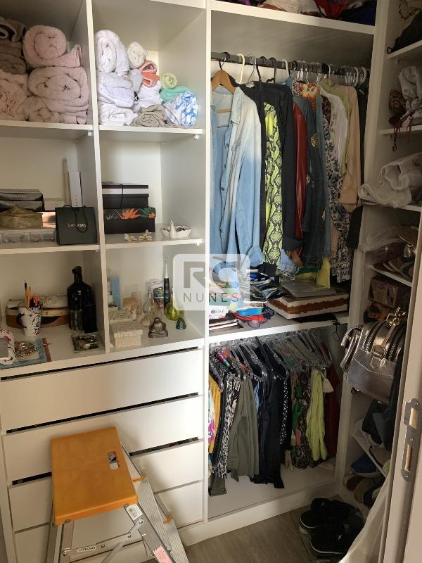 Casa para aluguel no Estoril: 