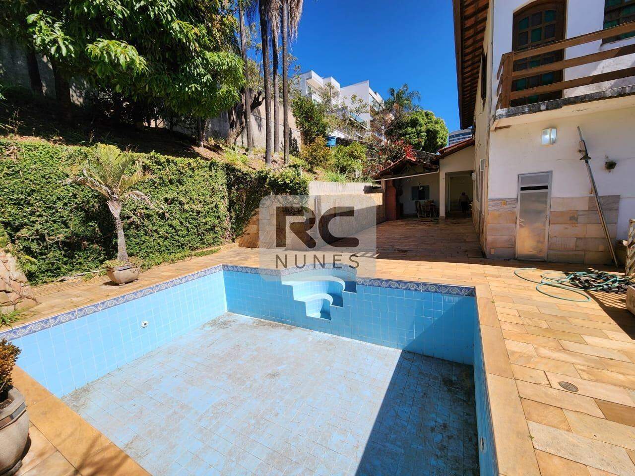 Casa para aluguel no Santa Lúcia: 