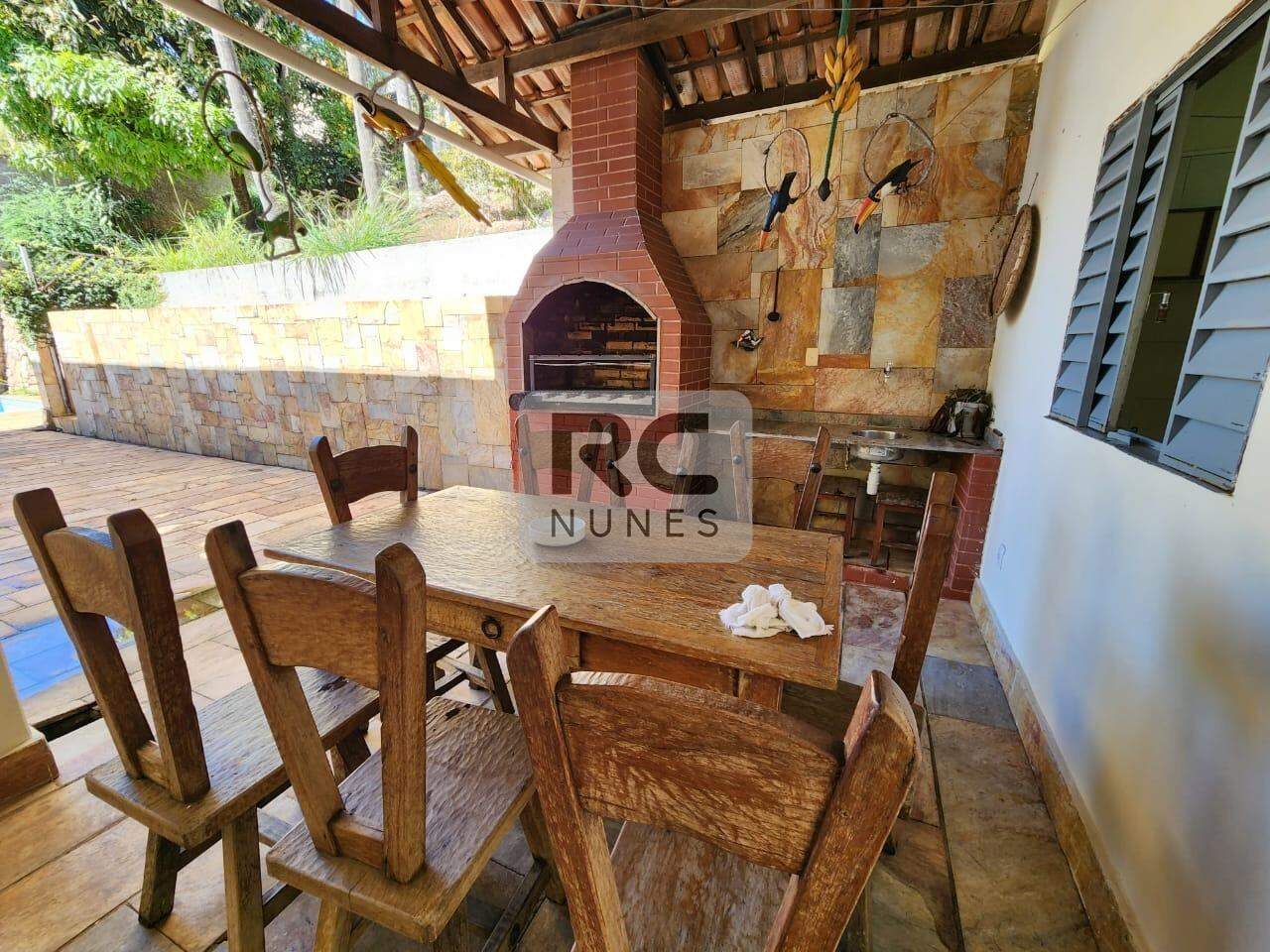 Casa para aluguel no Santa Lúcia: 