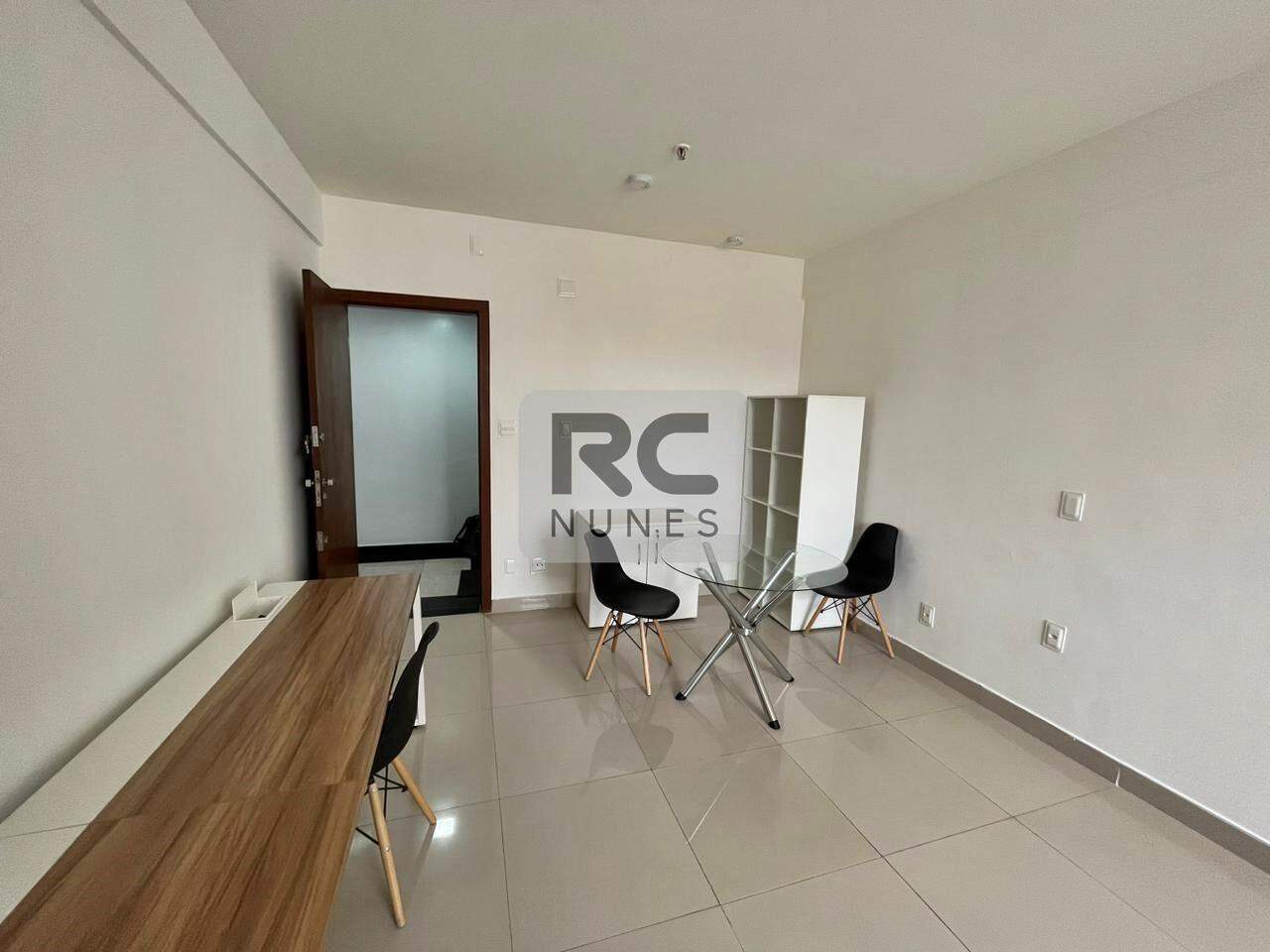 Sala à venda no Centro: 