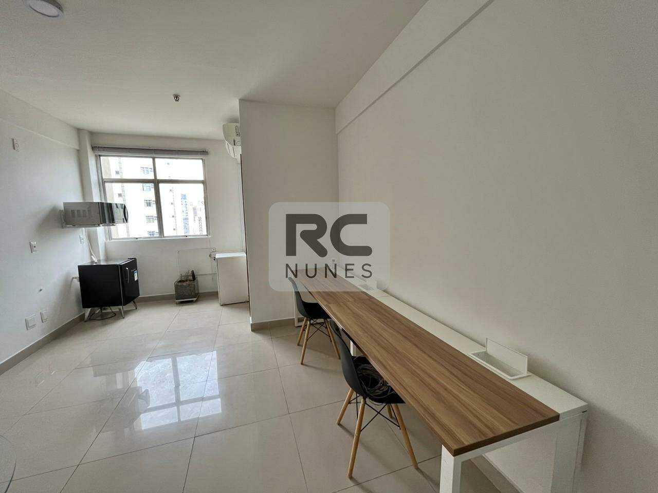 Sala à venda no Centro: 