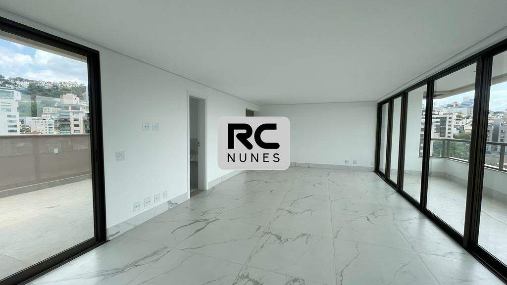 Apartamento à venda no Santa Lúcia: 
