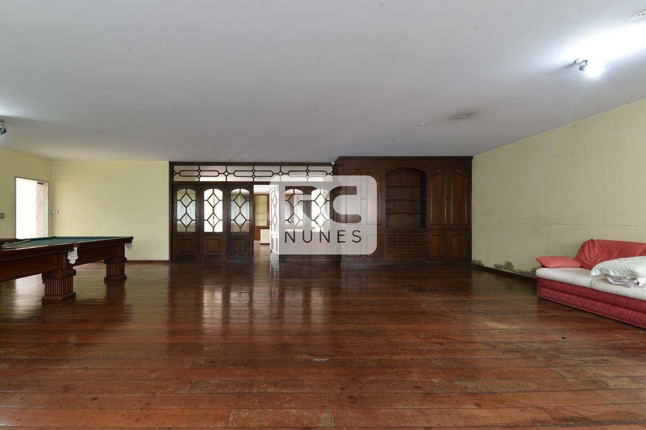 Casa à venda no Mangabeiras: 