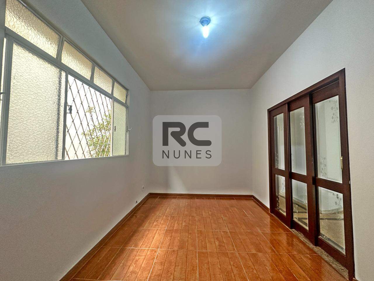 Apartamento à venda no Funcionários: 