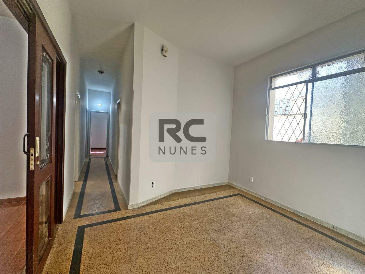 Apartamento à venda no Funcionários: 