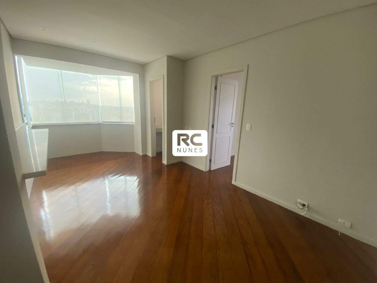 Apartamento para aluguel no Cruzeiro: 