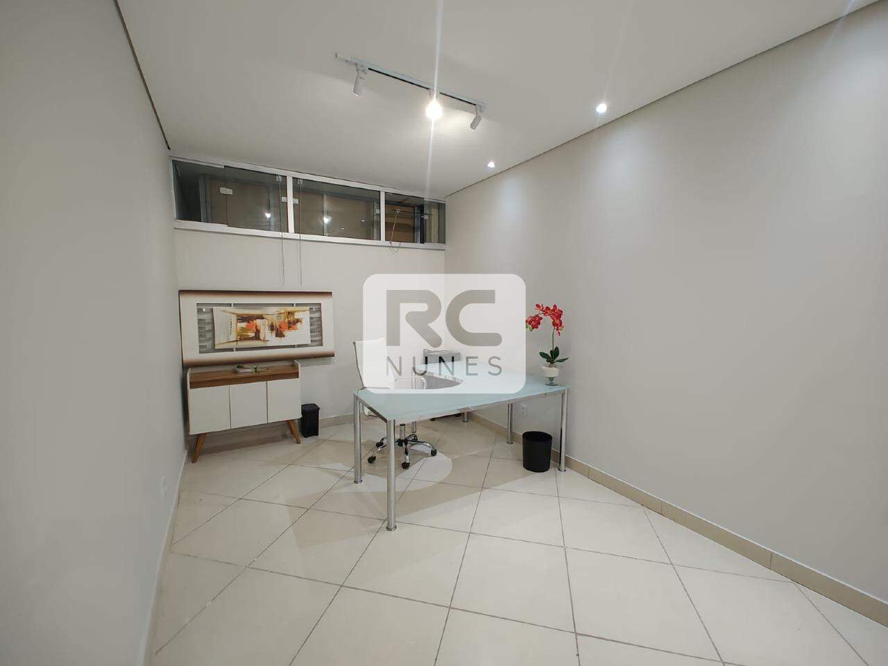 Sala para aluguel no Gutierrez: 