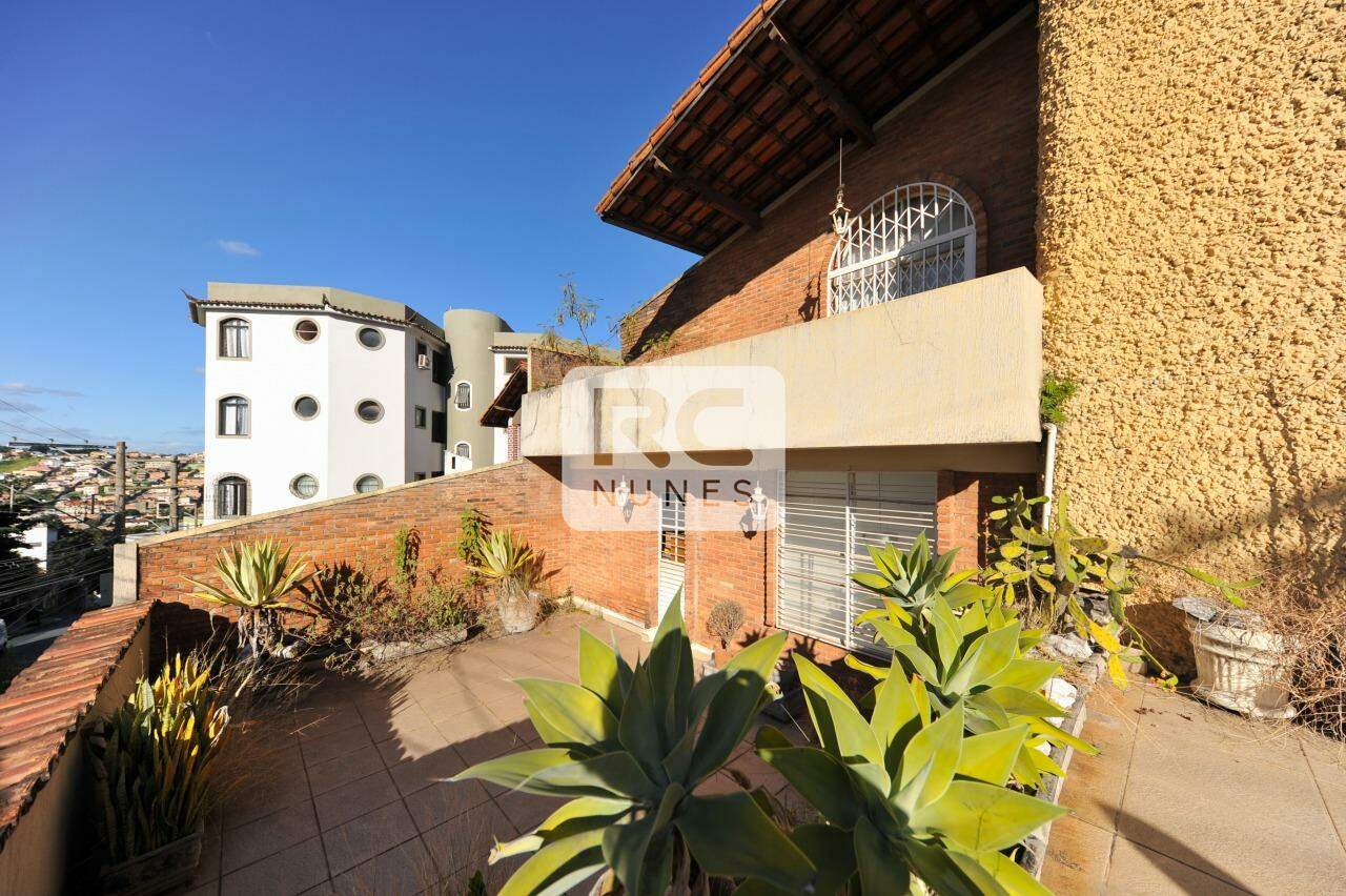 Casa à venda no Novo São Lucas: 