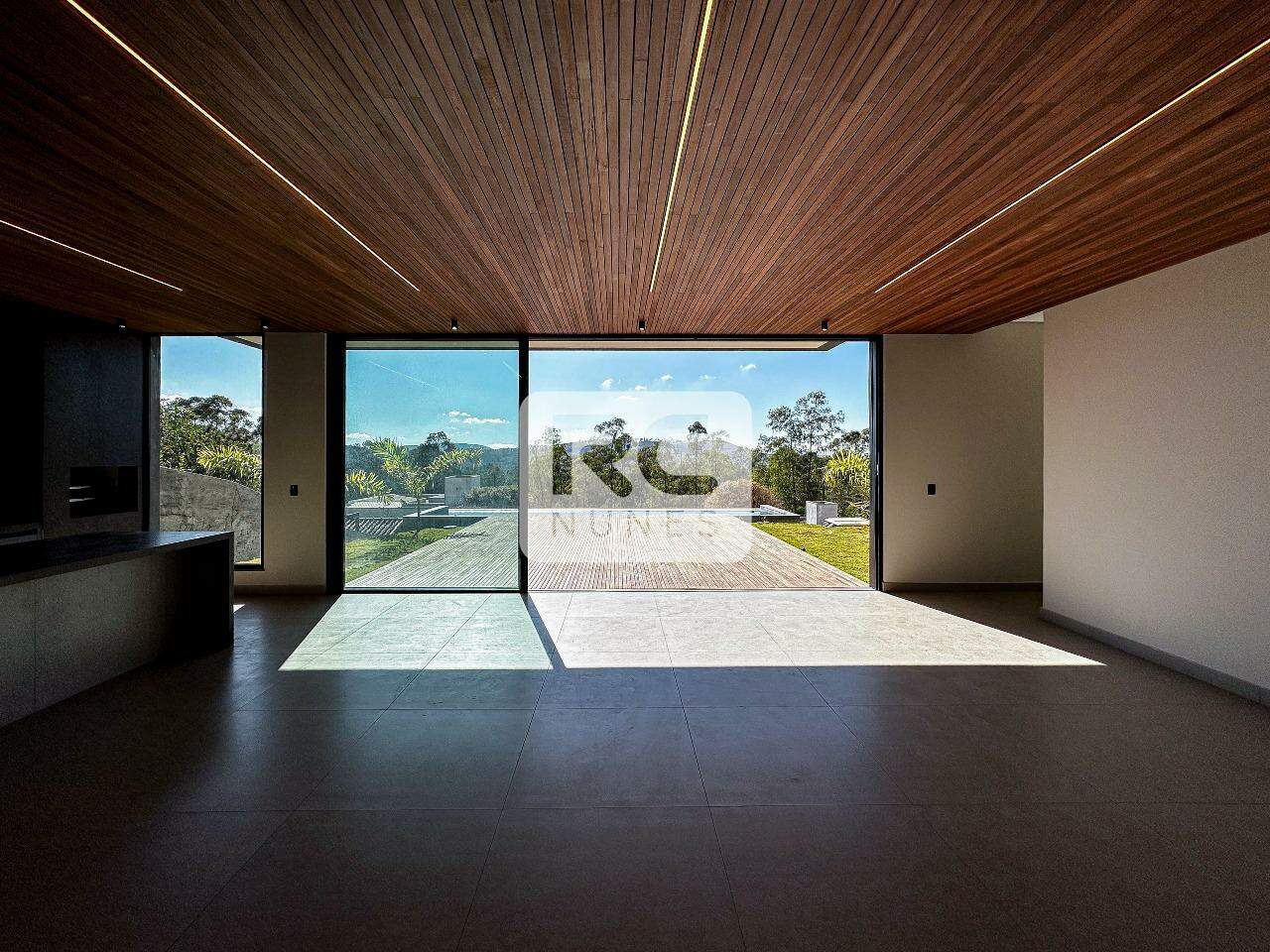 Casa em condomínio à venda no Alphaville Lagoa dos Ingleses: 