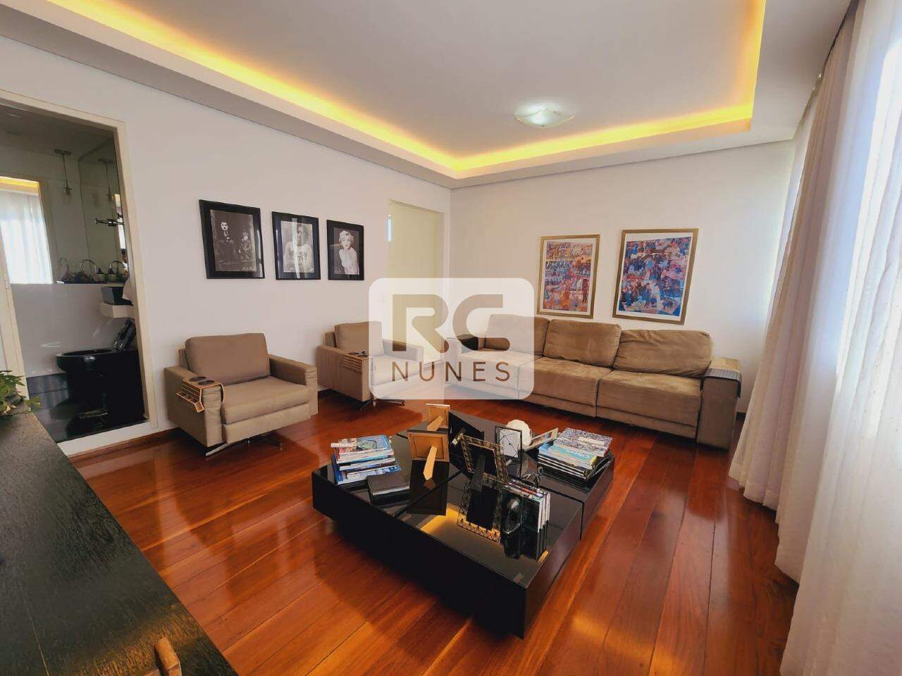 Apartamento à venda no Cruzeiro: 