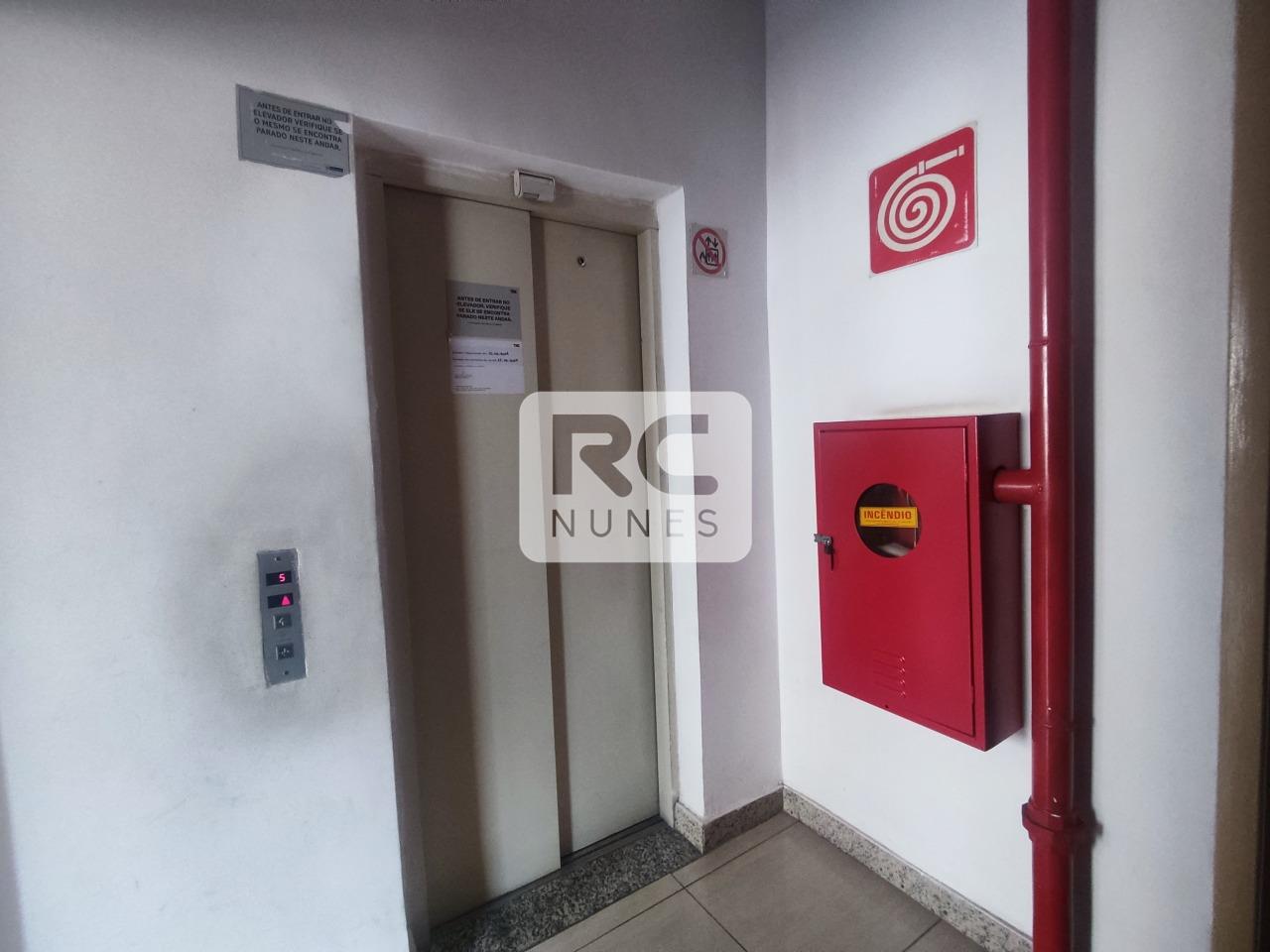 Conjunto Comercial / Sala para aluguel no Centro: 