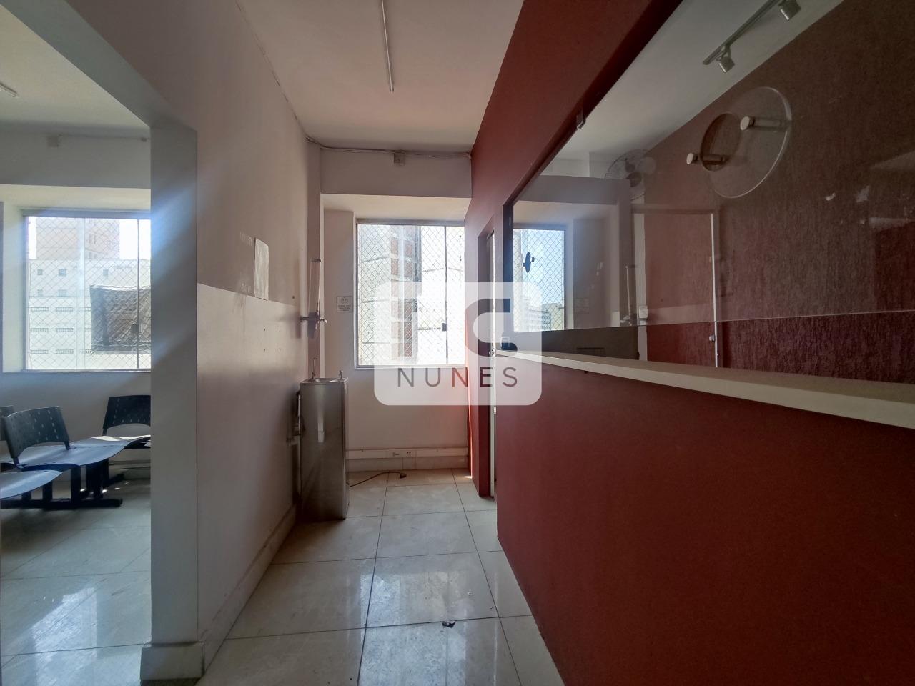 Conjunto Comercial / Sala para aluguel no Centro: 