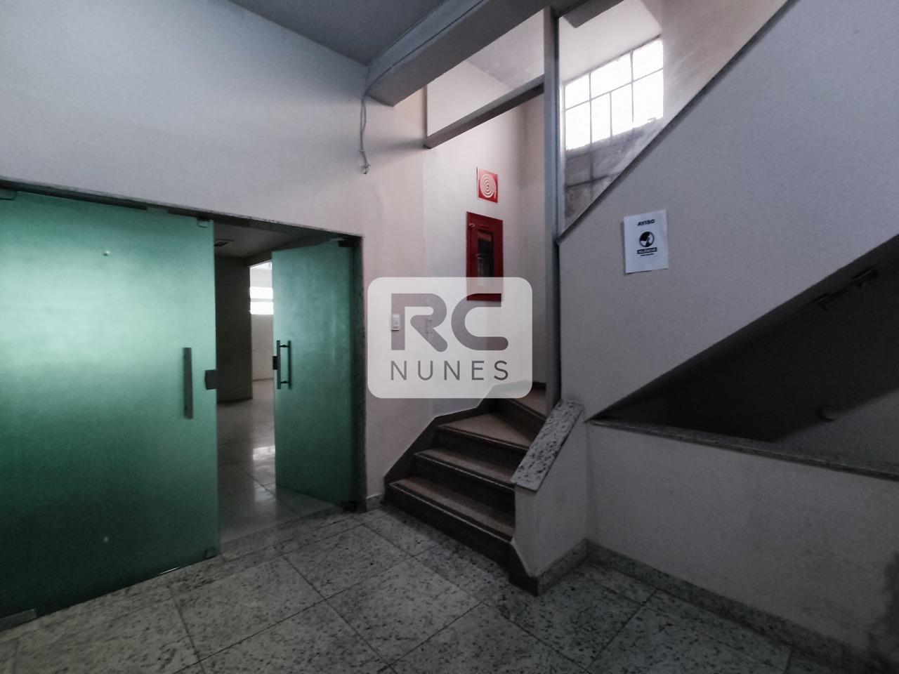 Conjunto Comercial / Sala para aluguel no Centro: 