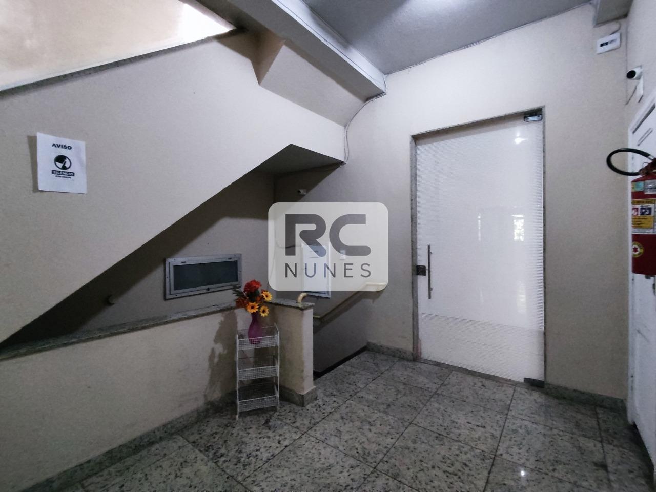 Conjunto Comercial / Sala para aluguel no Centro: 