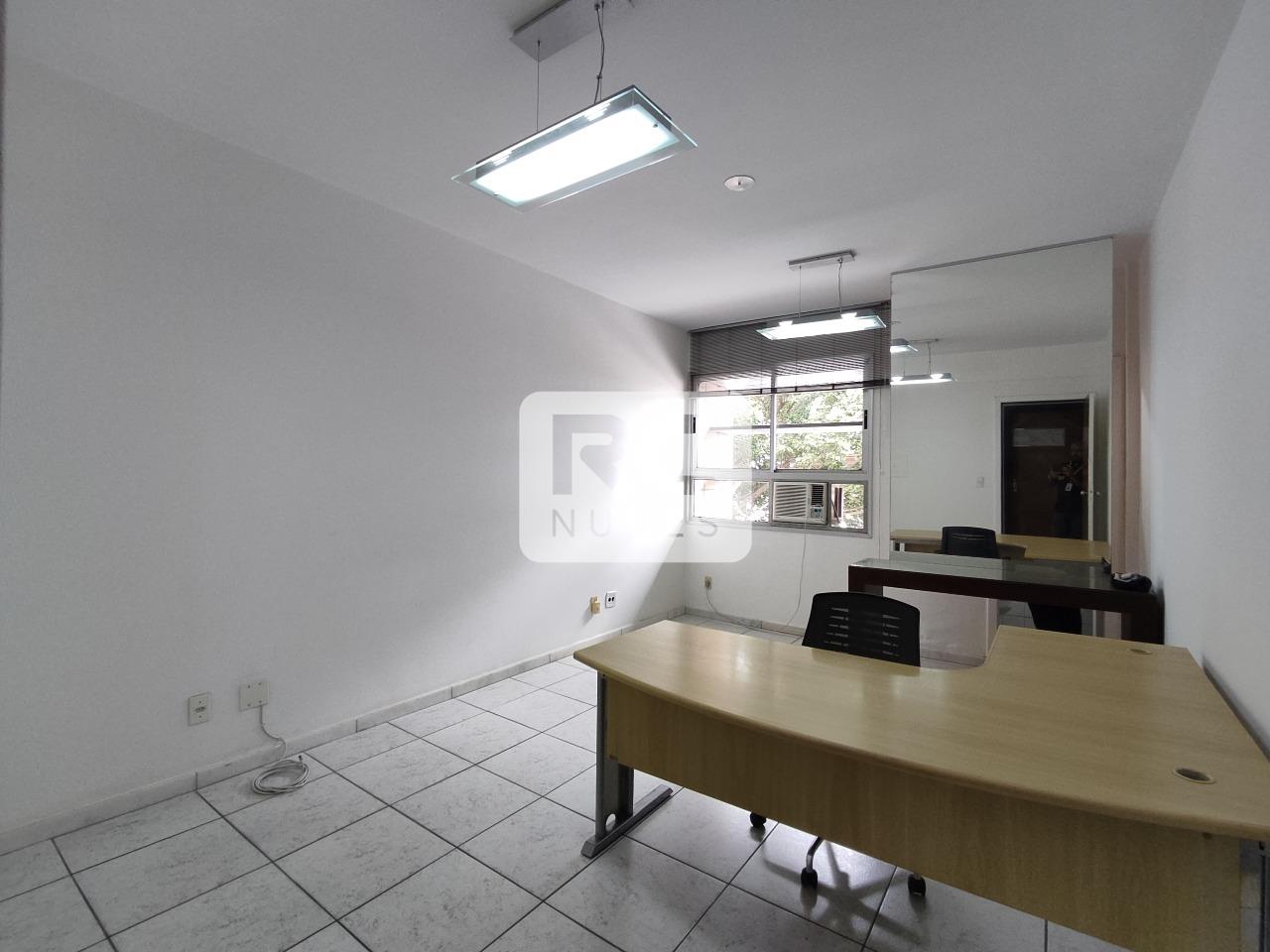 Sala para aluguel no Estoril: 