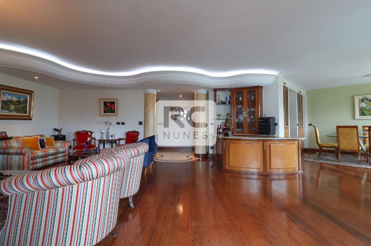 Apartamento à venda no Lourdes: 