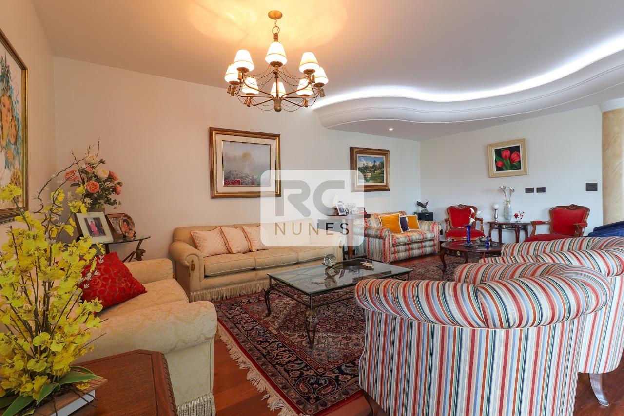 Apartamento à venda no Lourdes: 