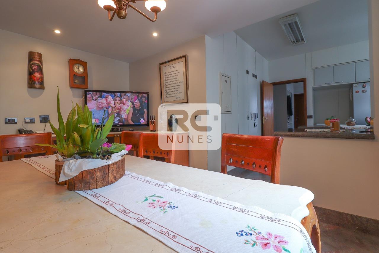 Apartamento à venda no Lourdes: 