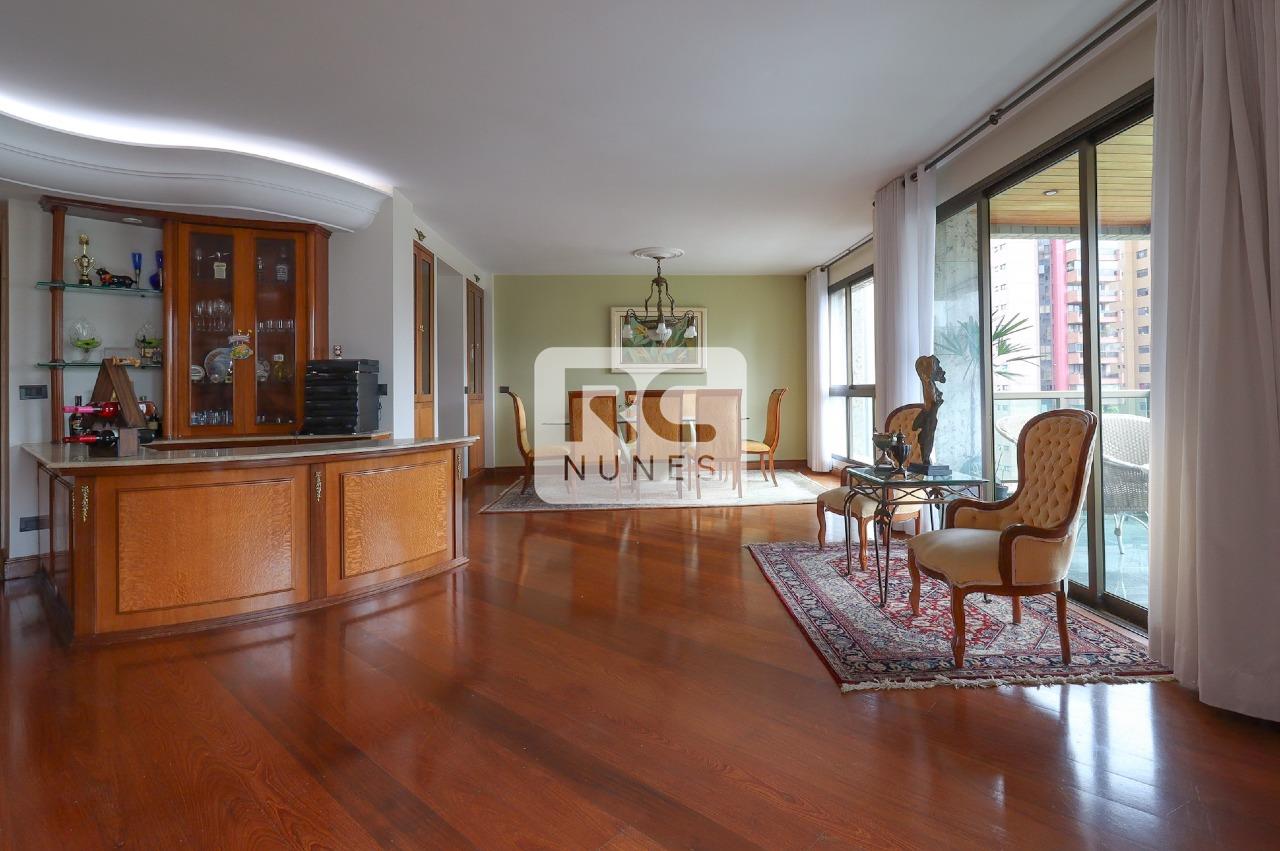 Apartamento à venda no Lourdes: 