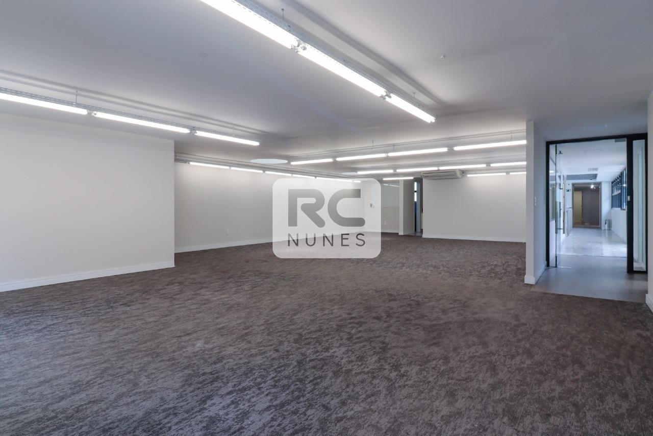 Prédio à venda no Funcionários: 