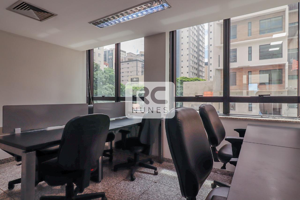 Prédio à venda no Funcionários: 