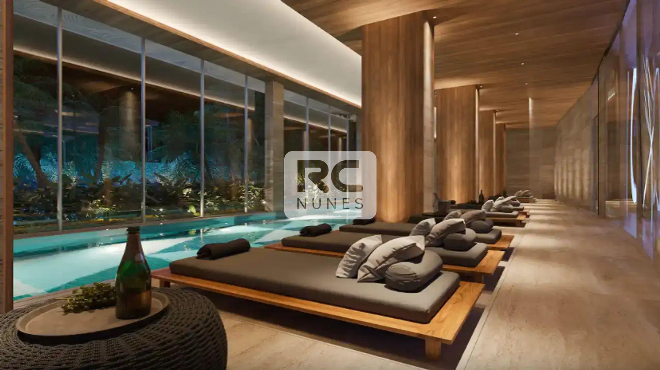 Apartamento à venda no Gutierrez: Piscina coberta e aquecida com raia