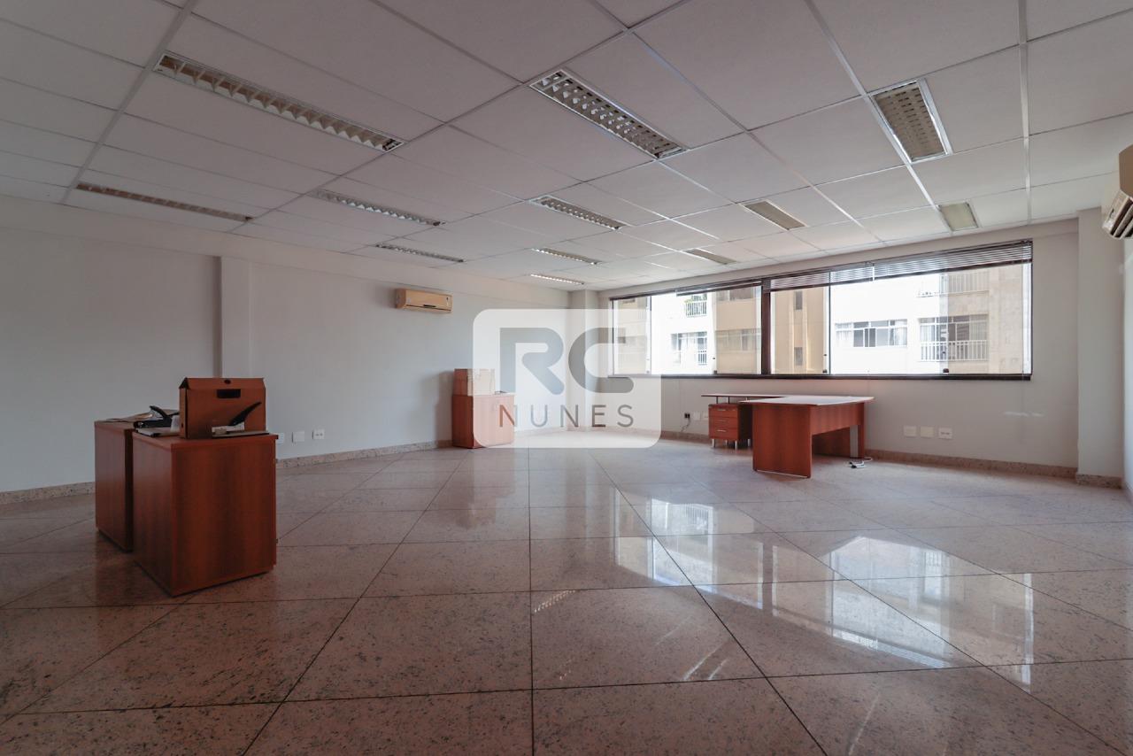 Prédio à venda no Funcionários: 