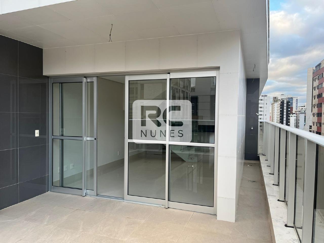 Cobertura à venda no Lourdes: 