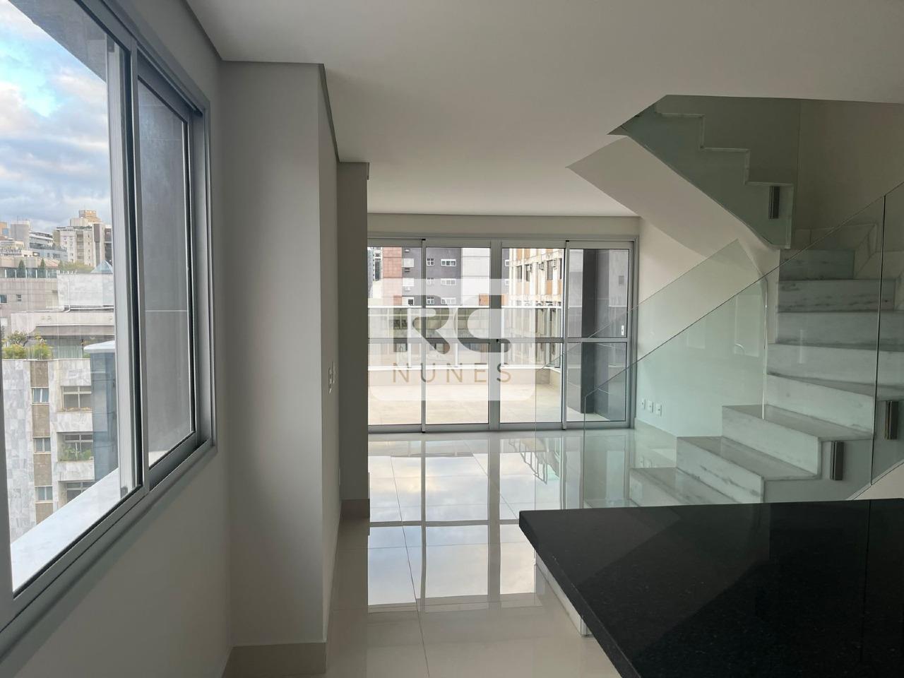 Cobertura à venda no Lourdes: 