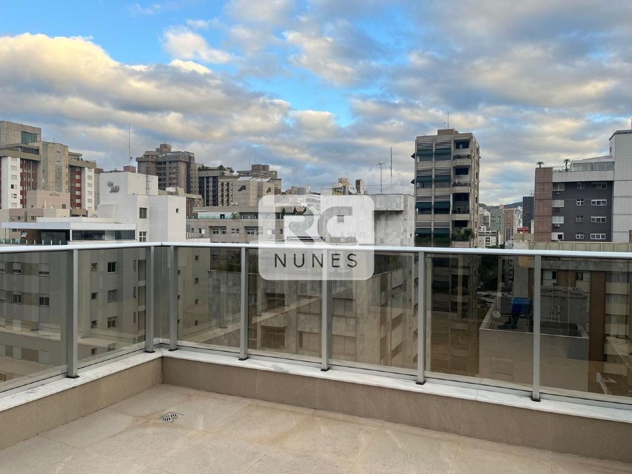 Cobertura à venda no Lourdes: 