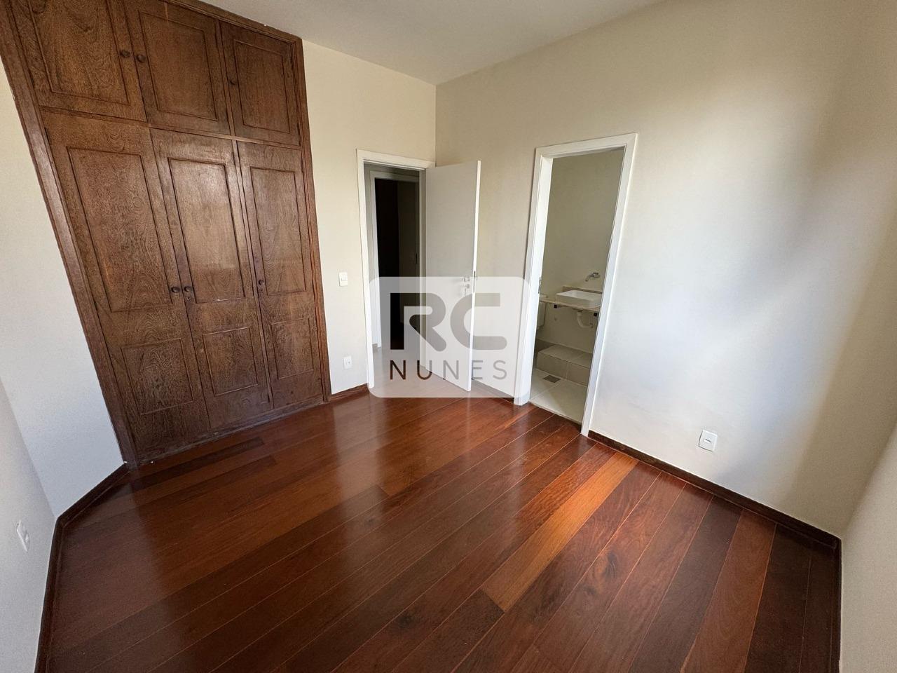 Apartamento à venda no Santo Agostinho: 