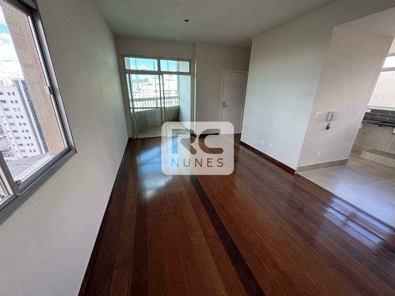 Apartamento à venda no Santo Agostinho: 