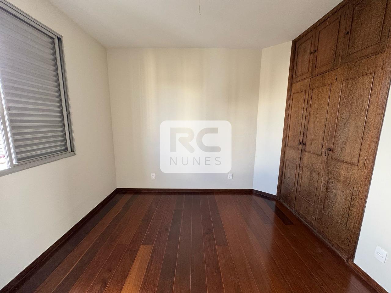 Apartamento à venda no Santo Agostinho: 