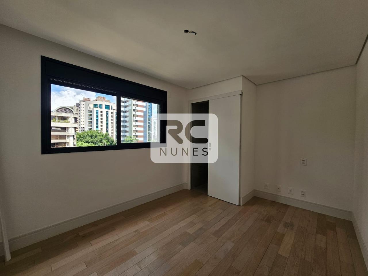 Apartamento à venda no Lourdes: 