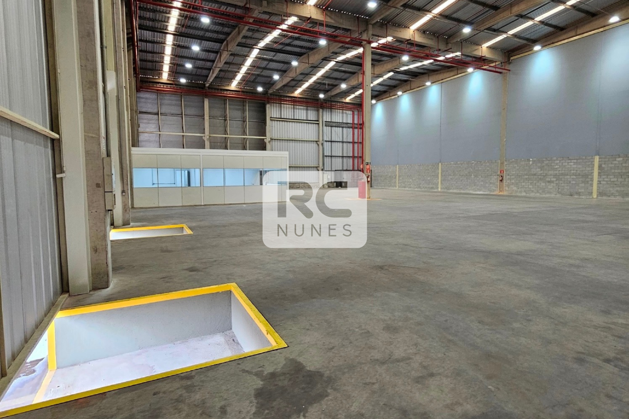 Galpão para aluguel no Distrito Industrial Jardim Piemont Sul: 