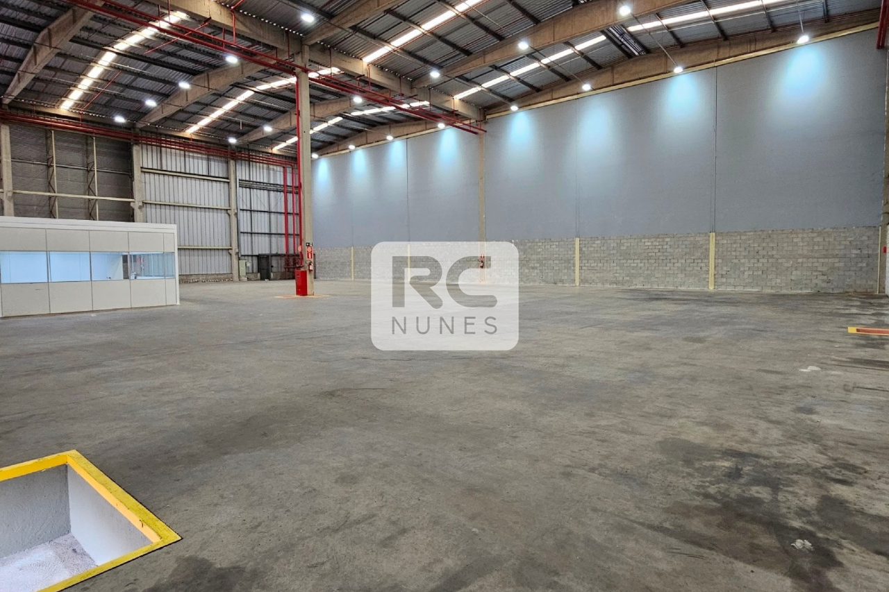 Galpão para aluguel no Distrito Industrial Jardim Piemont Sul: 