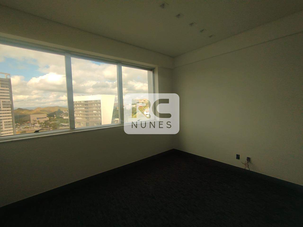 Sala para aluguel no Vila da Serra: 