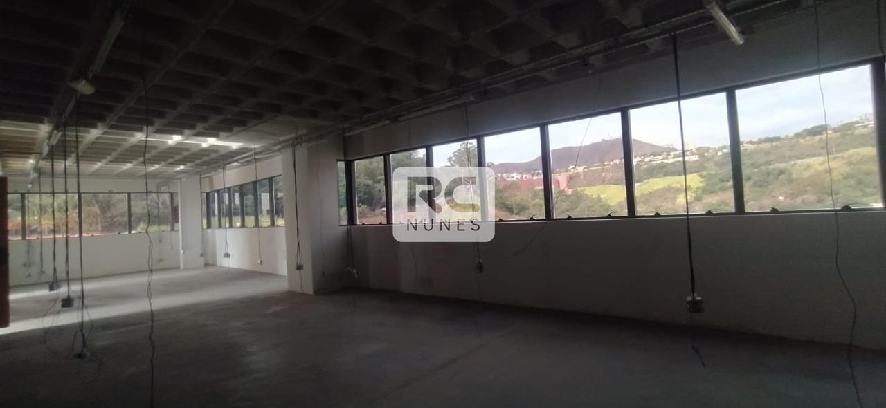 Sala para aluguel no Santa Lúcia: 