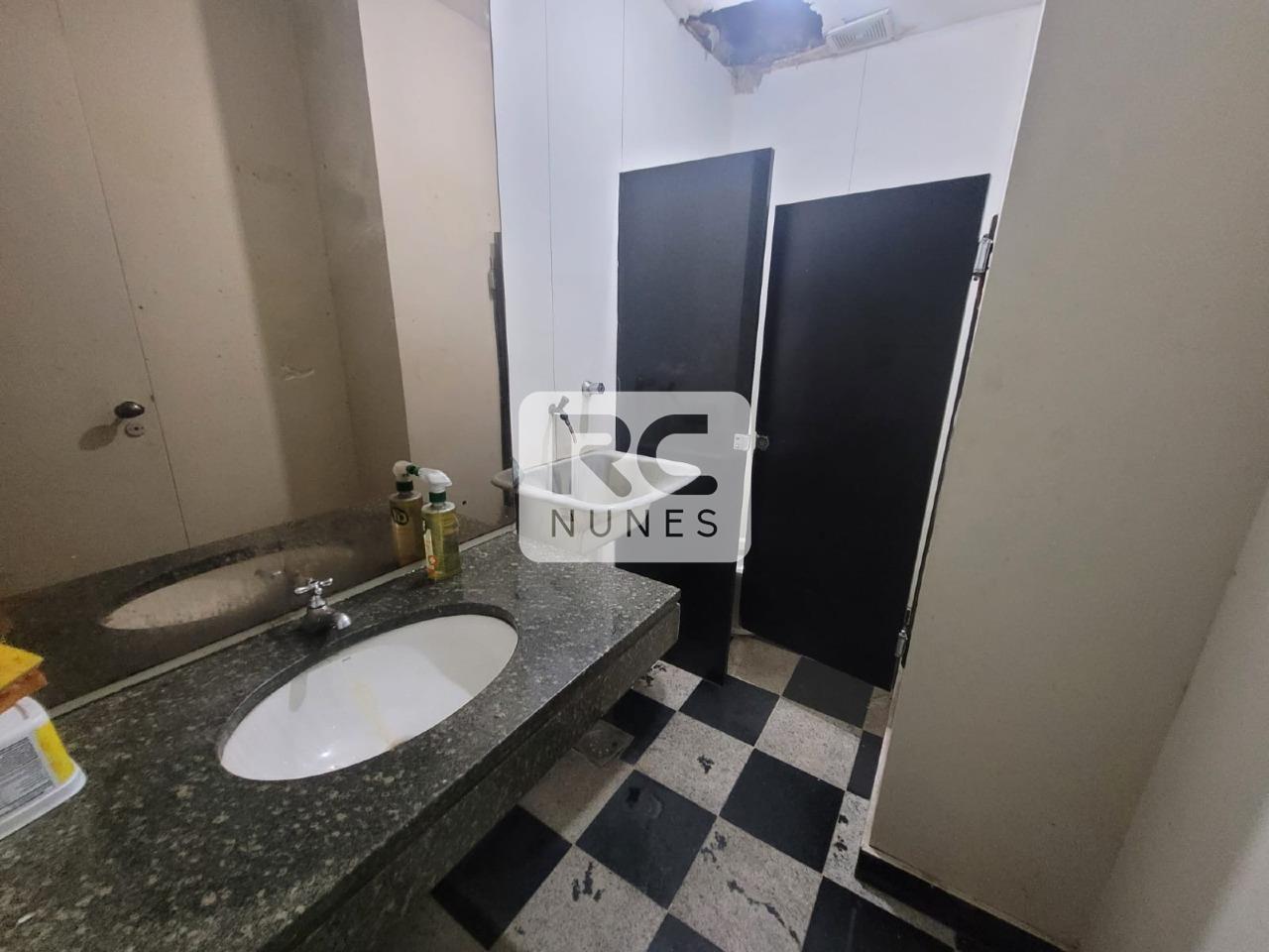 Loja para aluguel no Lourdes: 