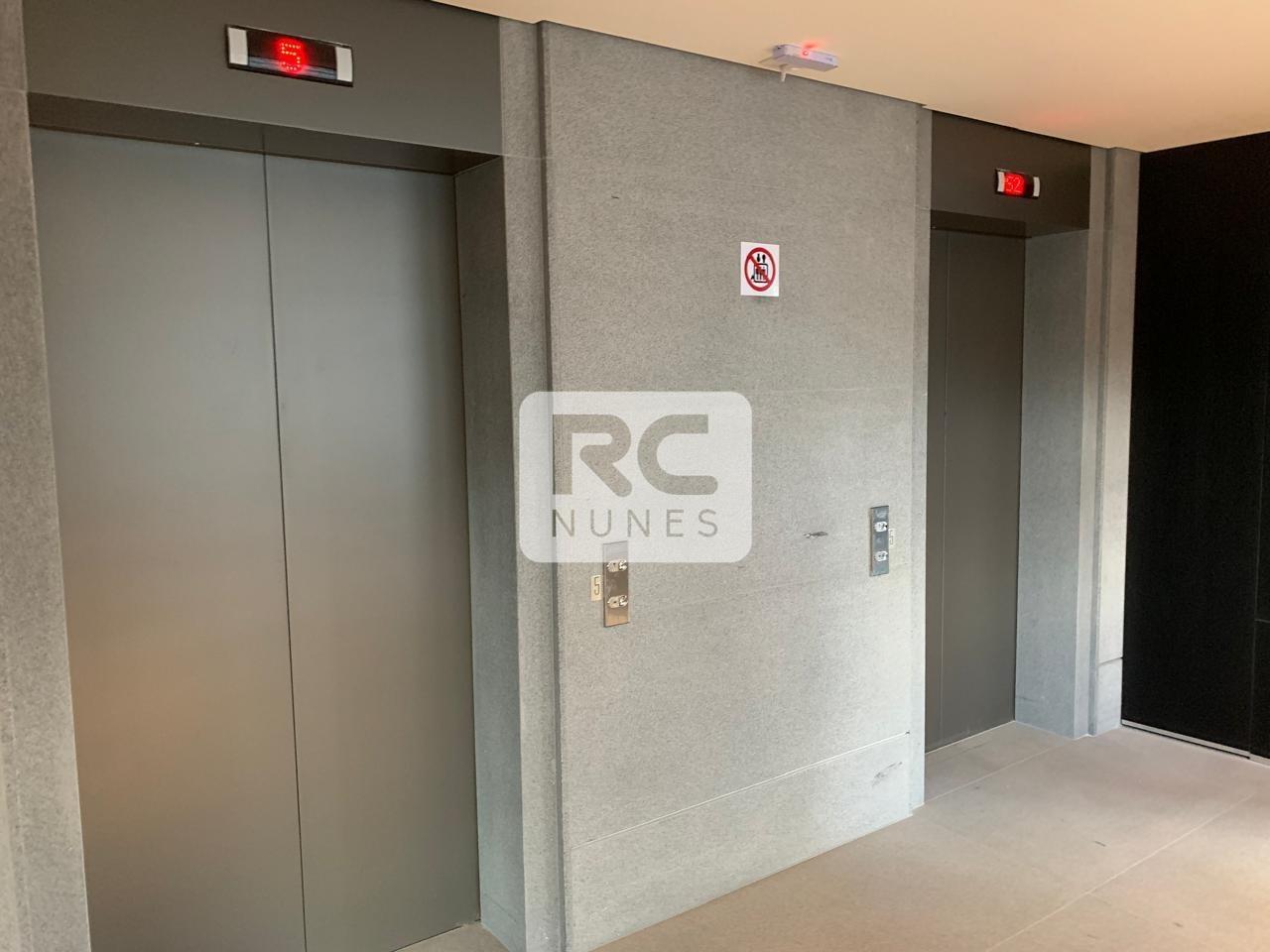 Conjunto de salas à venda no Lourdes: 