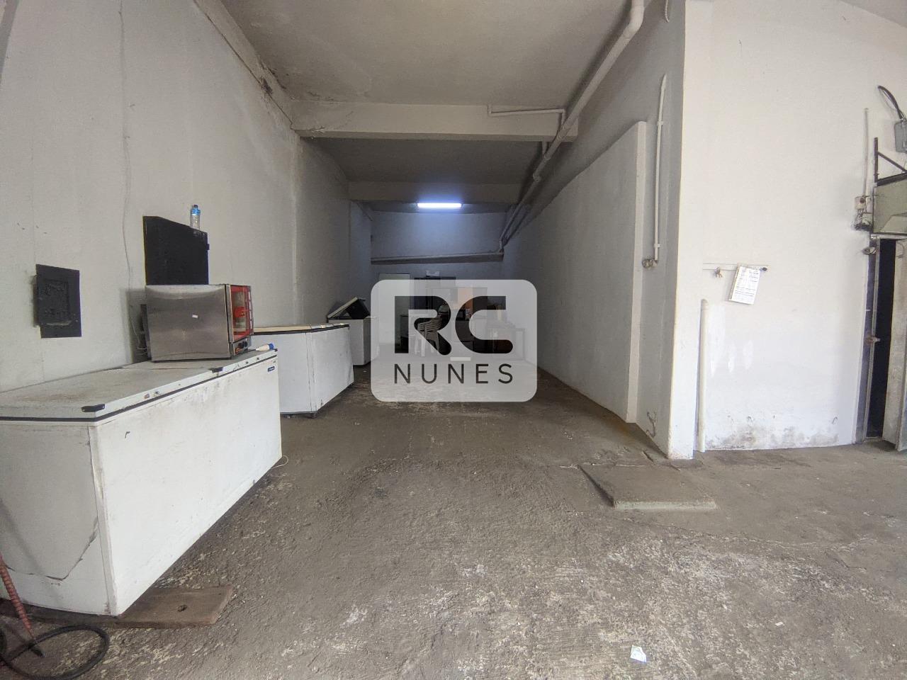 Galpão para aluguel no Dom Silvério: 