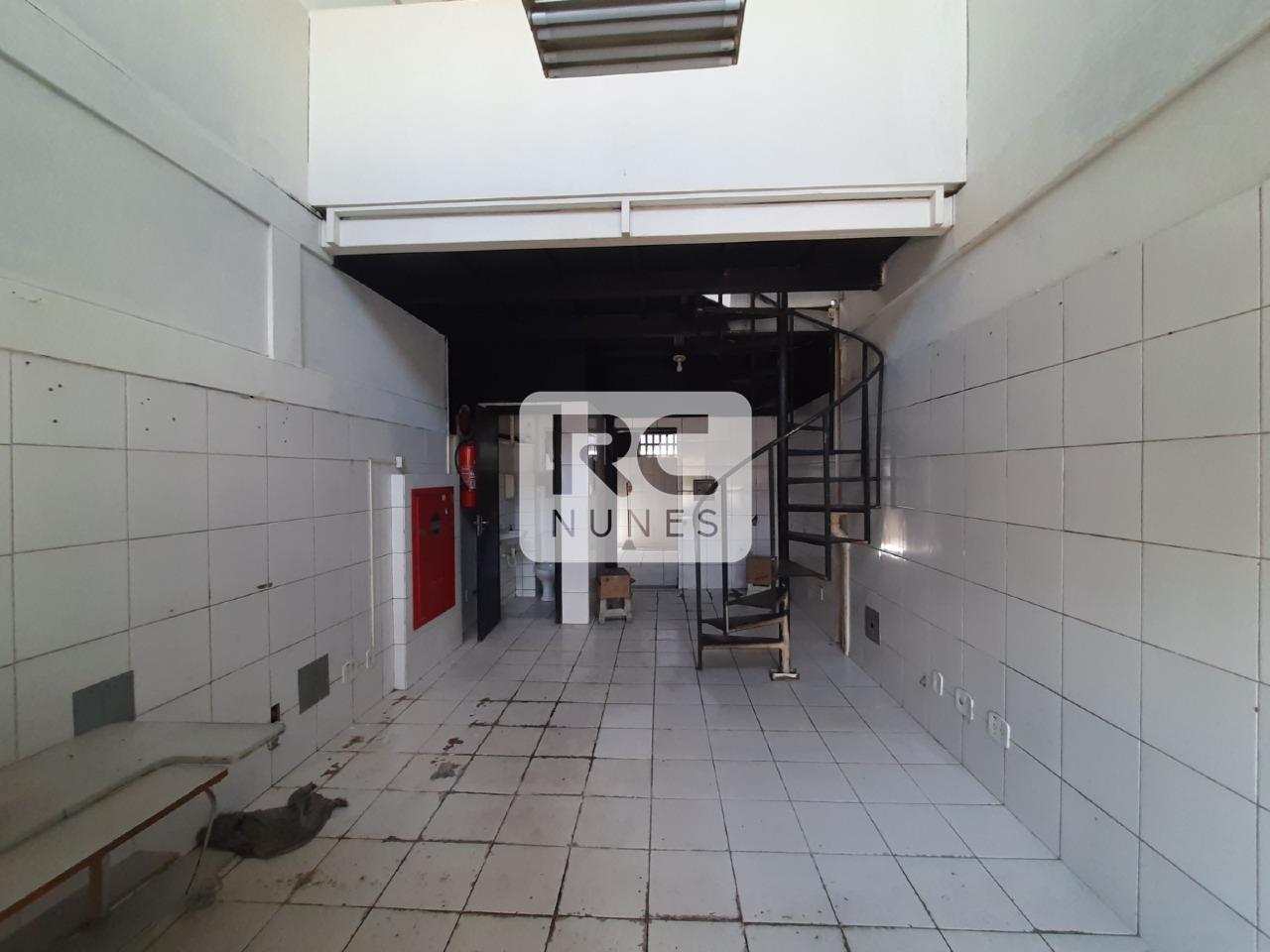 Loja para aluguel no Estoril: 