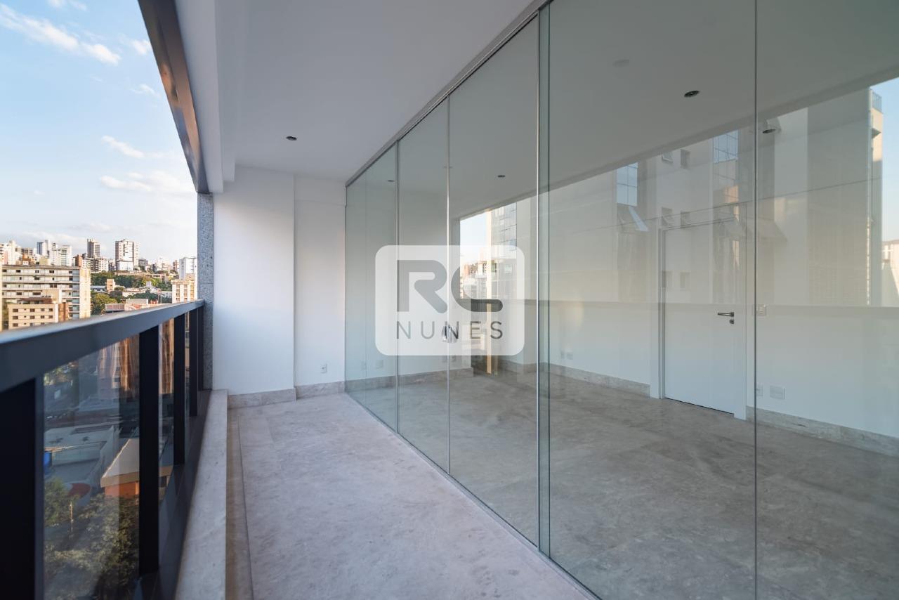 Apartamento à venda no Lourdes: 