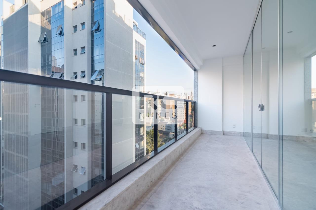 Apartamento à venda no Lourdes: 